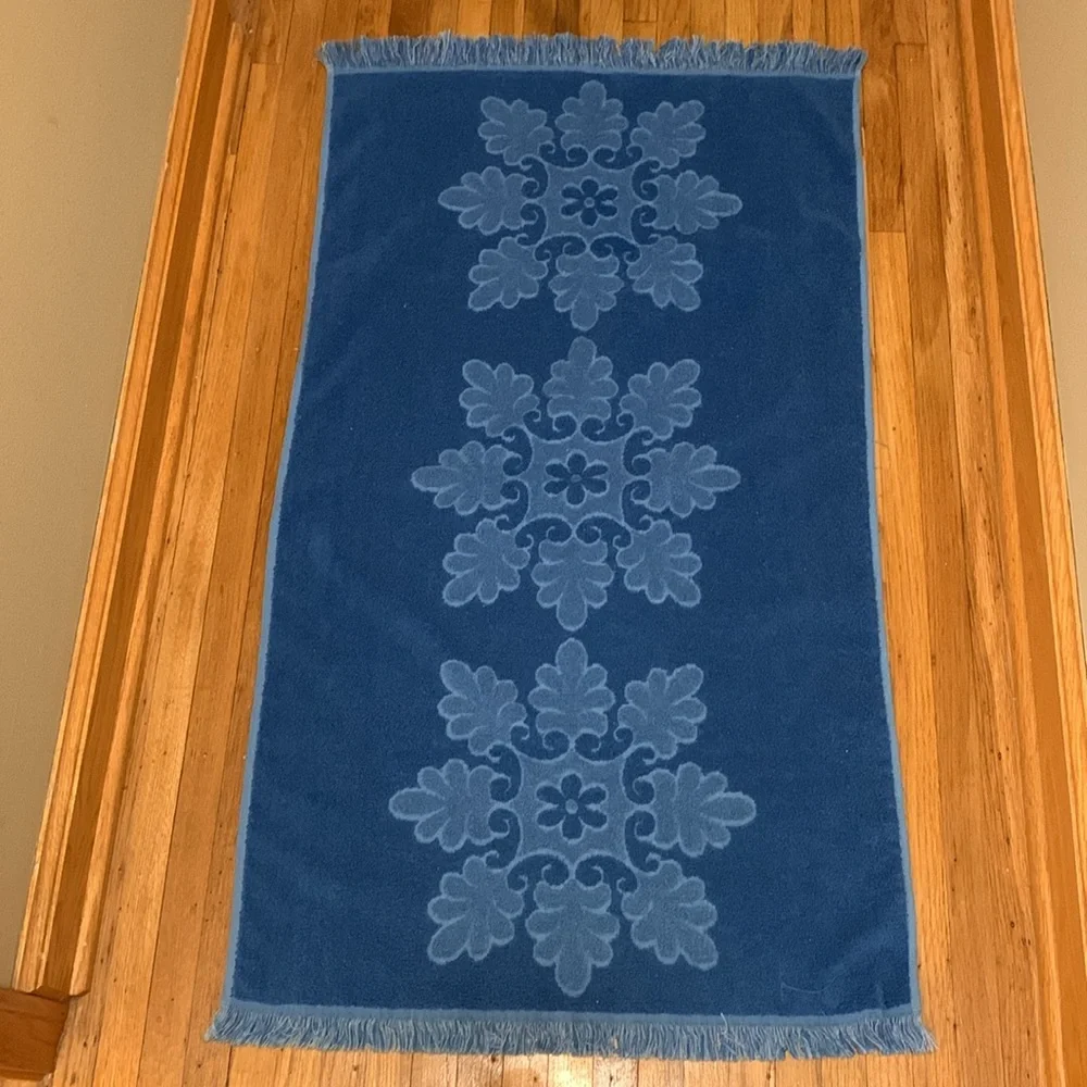 Vintage Cannon Royal Family Blue Floral Snowflake Cotton Bath Towel & Washcloth